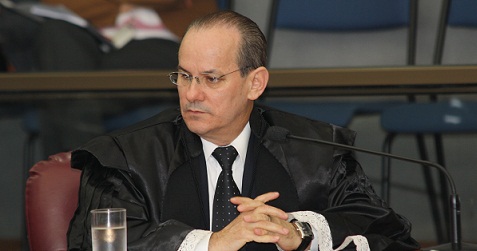 O relator do processo, conselheiro substituto Hamilton Coelho (Foto: Karina Camargos Coutinho)